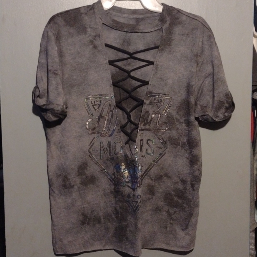 AFFLICTIONS v-neck t-shirt size medium motor customs
